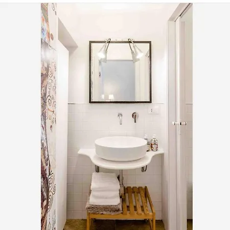 Cosy In The Centre Of Sicily Apartment *