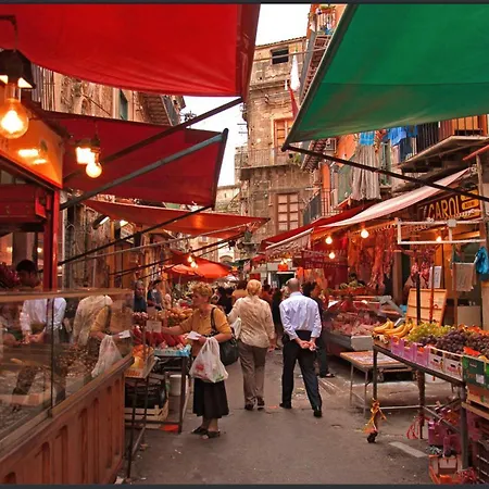 Cosy In The Centre Of Sicily Apartment Palermo