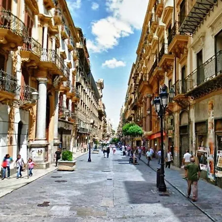 Cosy In The Centre Of Sicily Palermo