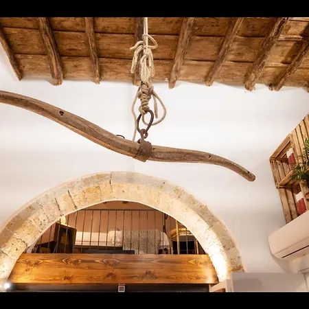 Cosy In The Centre Of Sicily Apartment *